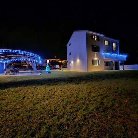 Villa Emilia 2 ウマグ エクステリア 写真